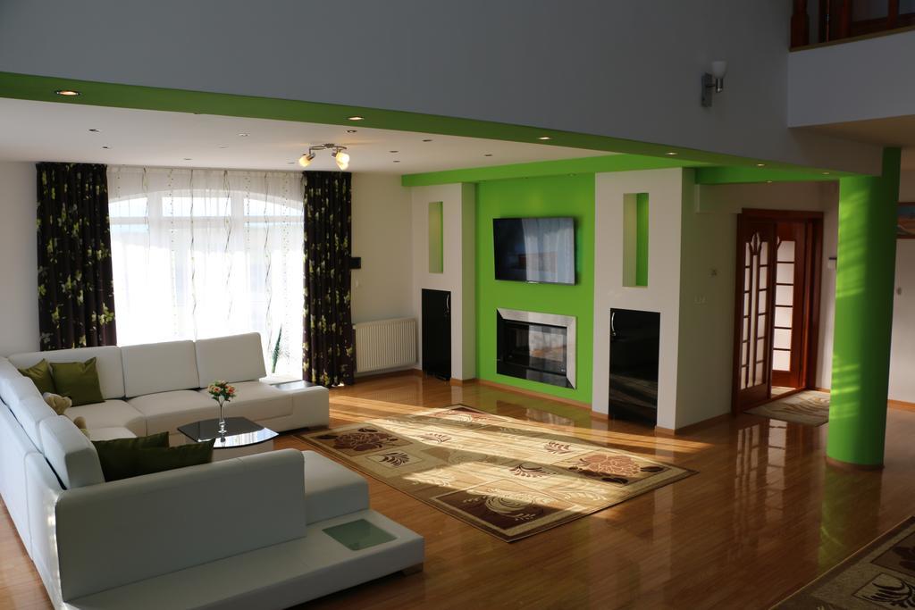 Sanderson Apartments Miercurea Ciuc Chambre photo